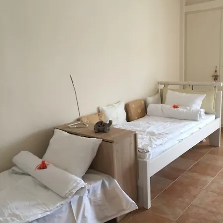 Appartamento By The Beach Full View Apt
